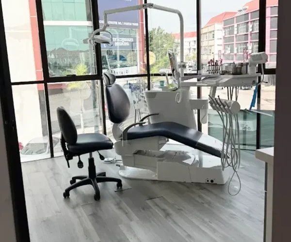 klinik gigi uni dental kemaman 7